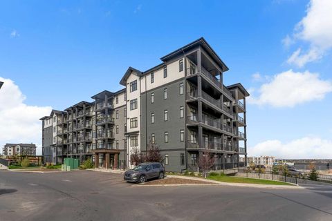 30 Sage Hill Walk NW 109 Calgary AB T3R 2A9