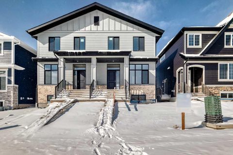833 Marine Drive SE Calgary AB T3M 4E3