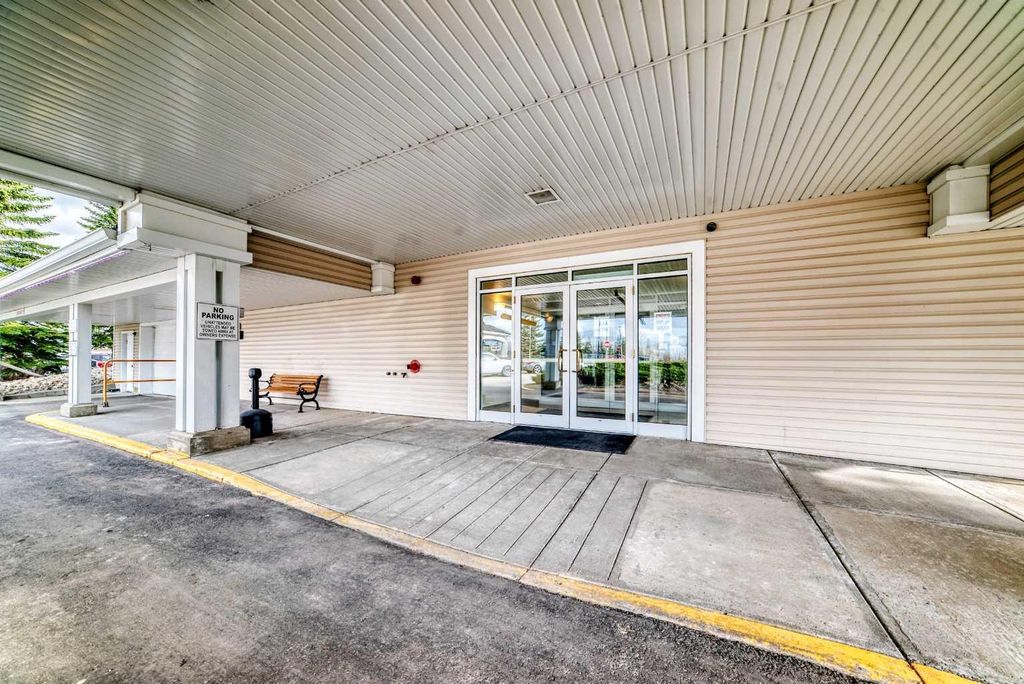 Photo of 305 1 Avenue NW #223, Airdrie, AB T4B 2M5 (MLS # A2304600)