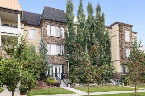 Photo of 39 Quarry Gate SE #108, Calgary, AB T2C 5P4 (MLS # A2254219) Photo of 39 Quarry Gate SE #108, Calgary, AB T2C 5P4 (MLS # A2254219)