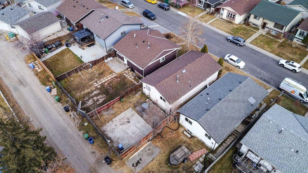 Photo of 164 Faldale Close NE, Calgary, AB T3J 1V9 (MLS # A2300575)