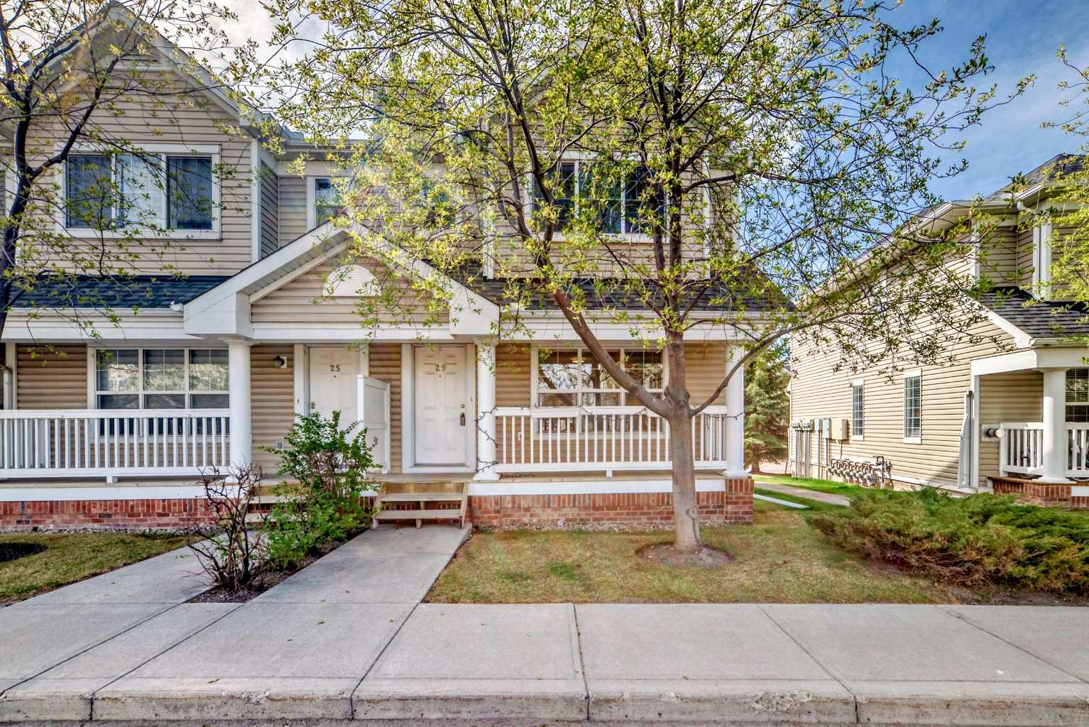 29 Country Village Gate NE