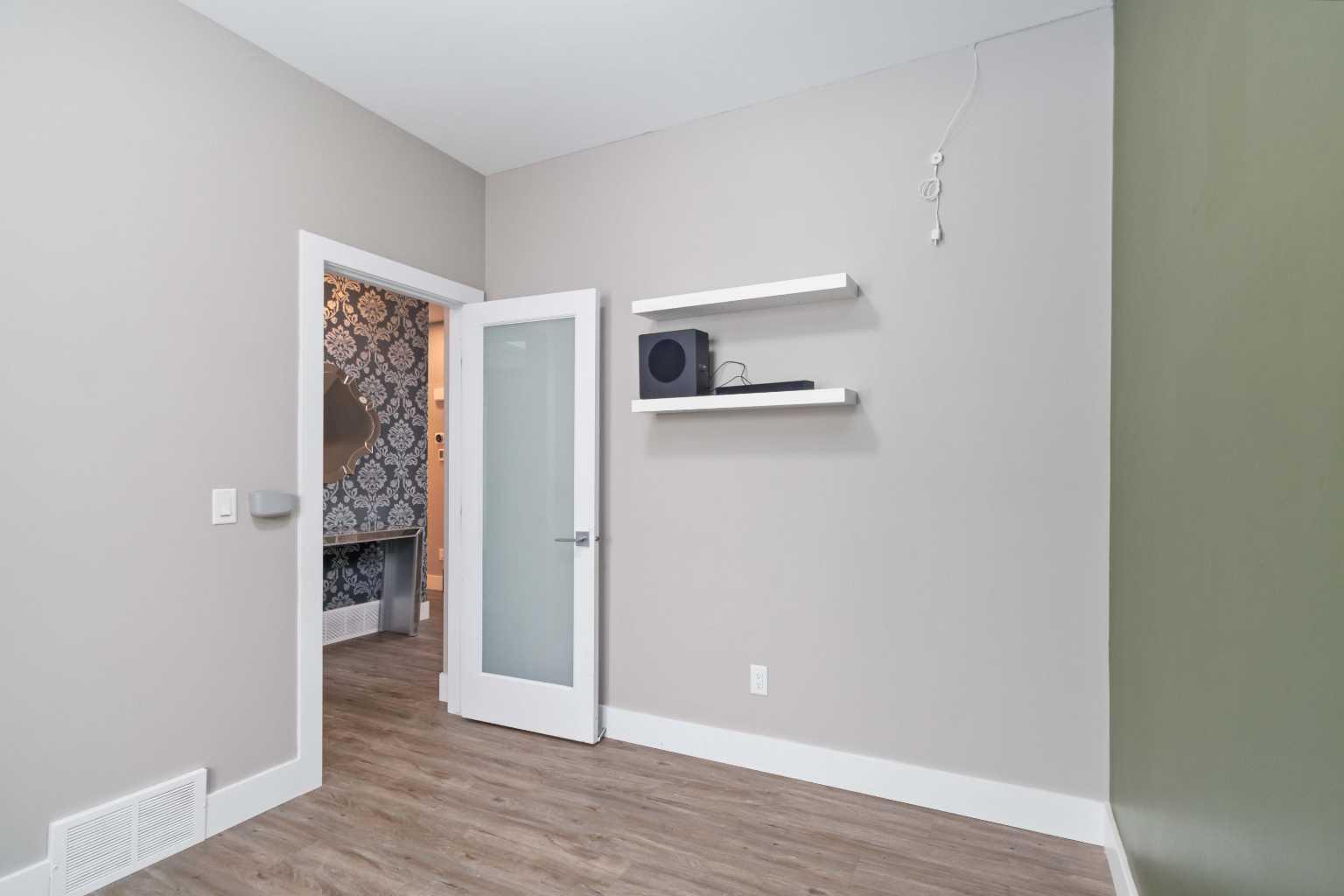 220 Beaverlodge Close