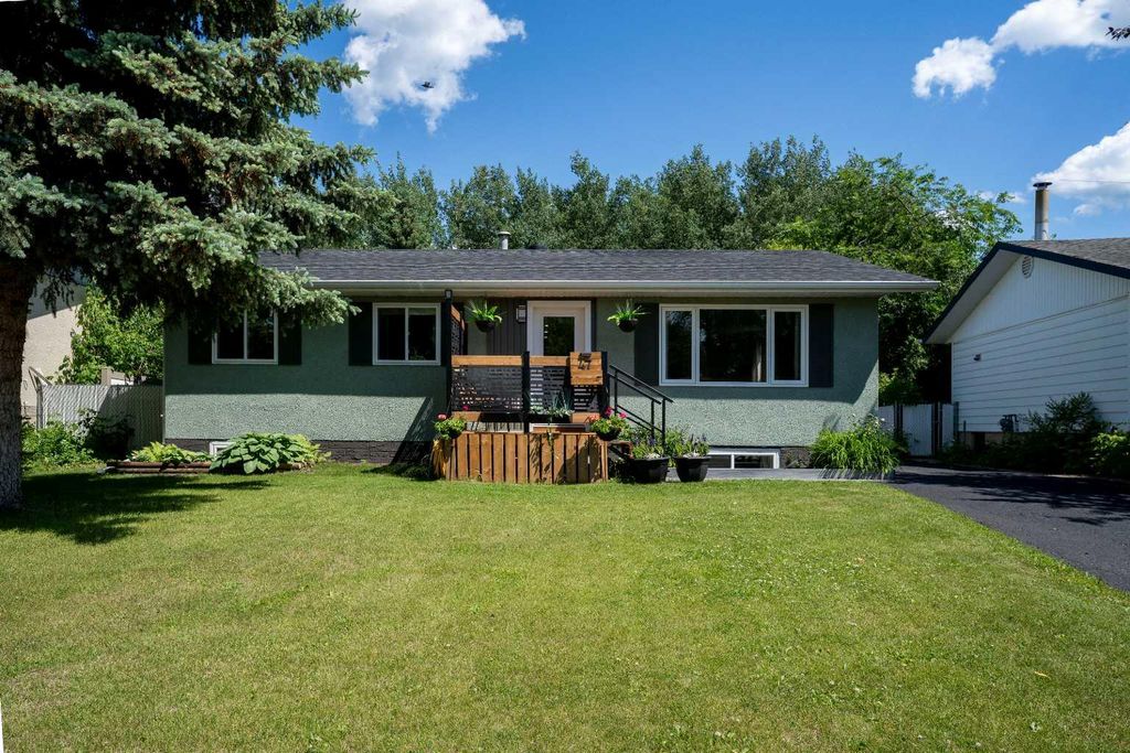 Photo of 47 Birch Road, Fort McMurray, AB T9H 1J6 (MLS # A2320663)