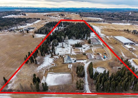 31536 Range Road 61 Rural Mountain View County AB T0M 1X0