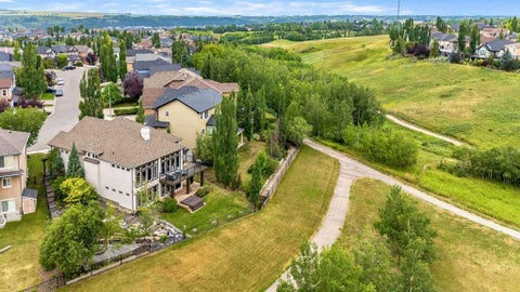 Photo of 22 Tuscany Estates Crescent NW, Calgary, AB T3L 0B2 (MLS # A2336766)