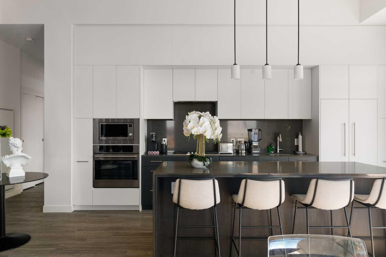 730 2 Avenue SW 1803