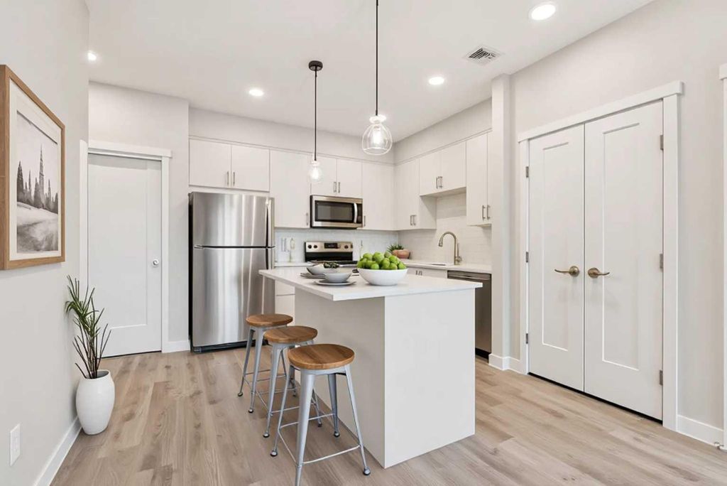 Photo of 655 Shawnee Square SW #104, Calgary, AB T2Y 1E3 (MLS # A2271887)