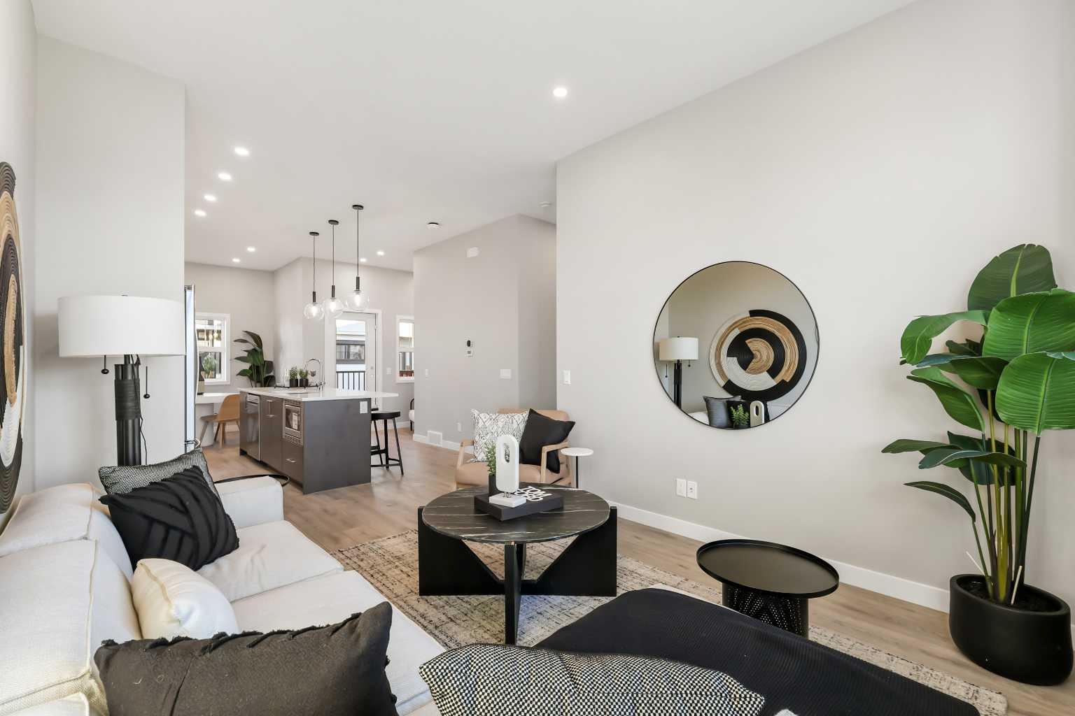 185 Mahogany Gardens SE 402