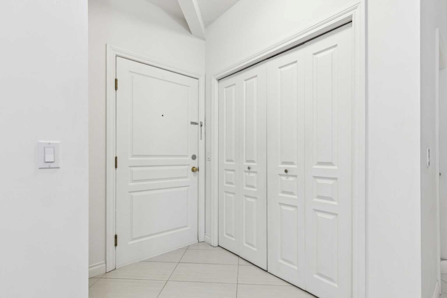 138 18 Avenue SE 408