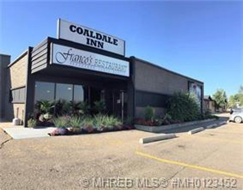 913 19A Avenue Coaldale AB T1M 1A4
