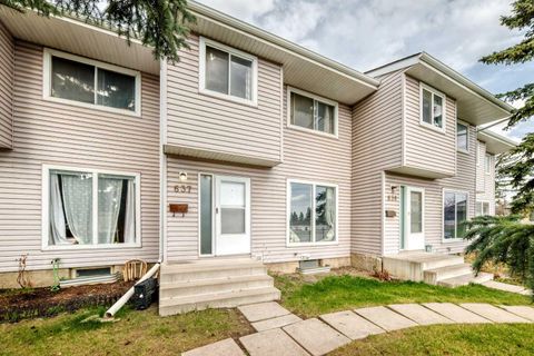 Photo of 637 40 Street NE, Calgary, AB T2A 6S1 (MLS # A2308330)