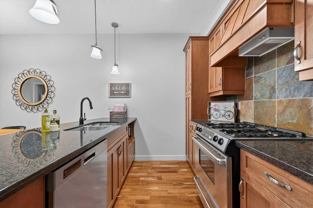 Photo of 1818 14 Street SW #303, Calgary, AB T2T 3S9 (MLS # A2282606)