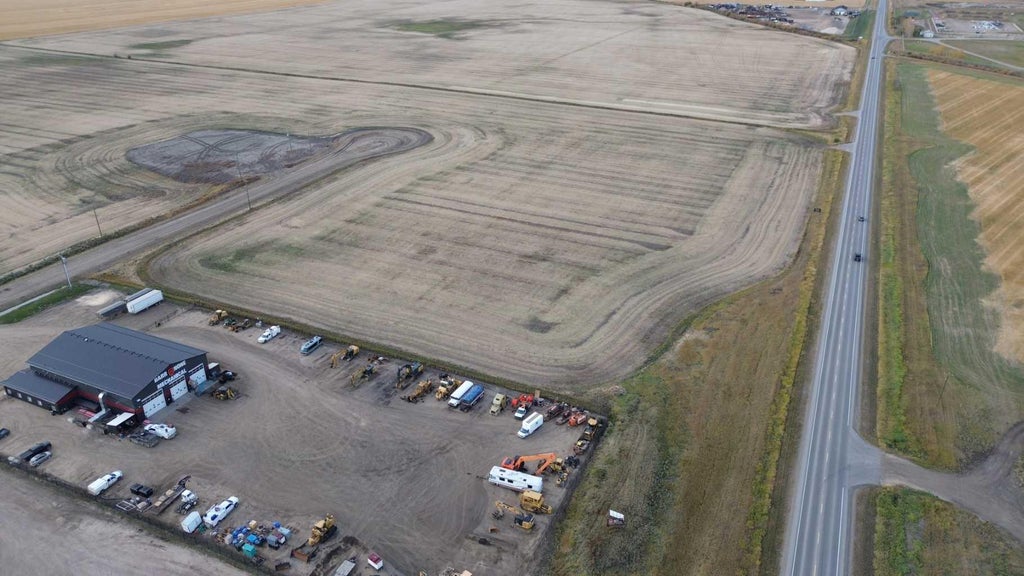 Photo of 63014 Township Road 724 #18, Clairmont, AB T8X 4L7 (MLS # A2351073)