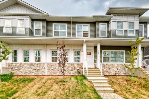 Photo of 144 Merganser Drive W, Chestermere, AB T1X 2S5 (MLS # A2301339)