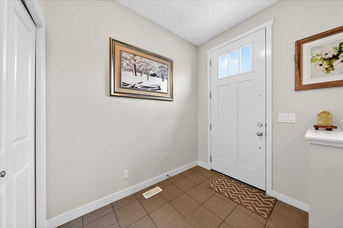 1325 Walden Drive SE