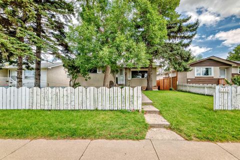 2208 47 Street SE Calgary AB T2B 1L6