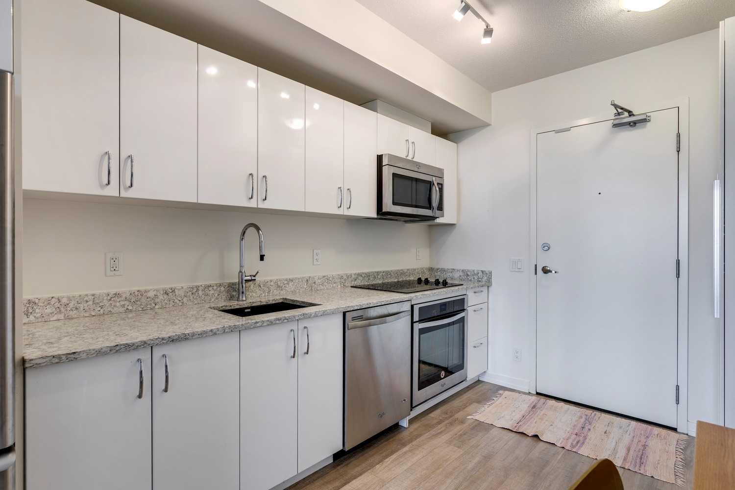 450 8 Avenue SE 707