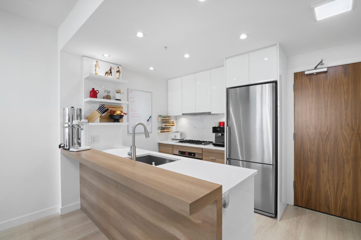 138 Waterfront Court SW 501