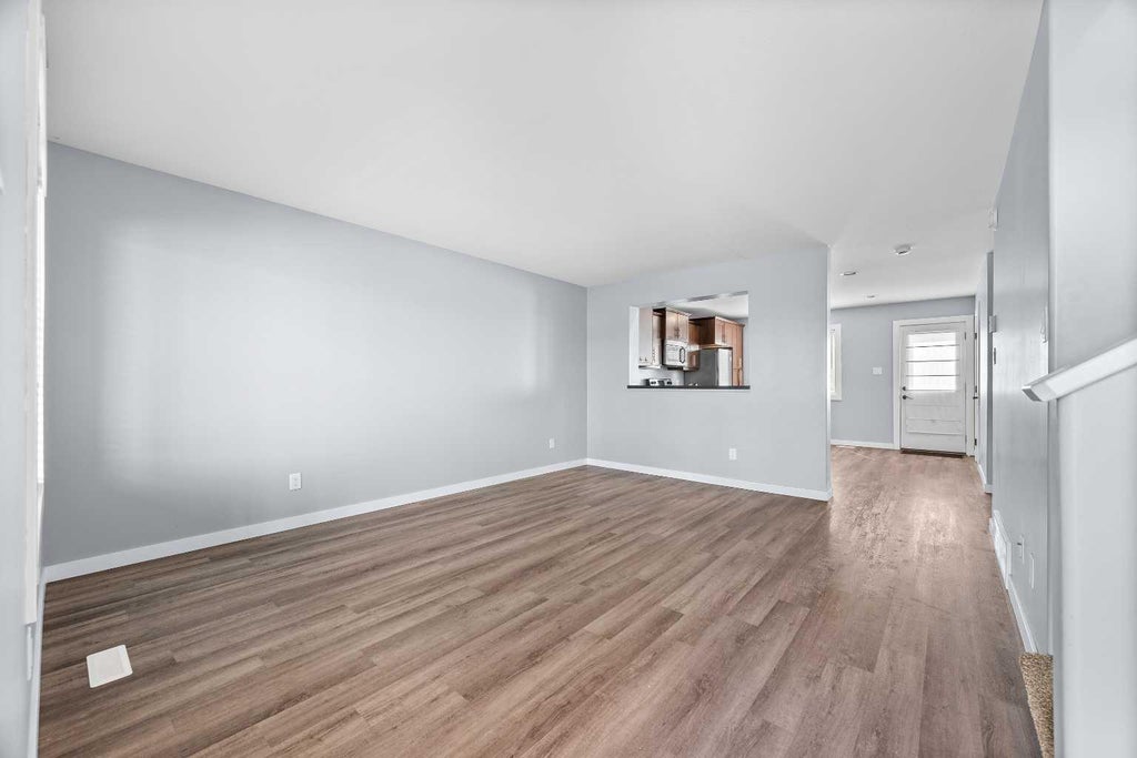 Photo of 3390 72 Avenue #30, Lloydminster, AB T9V 3P8 (MLS # A2338479)