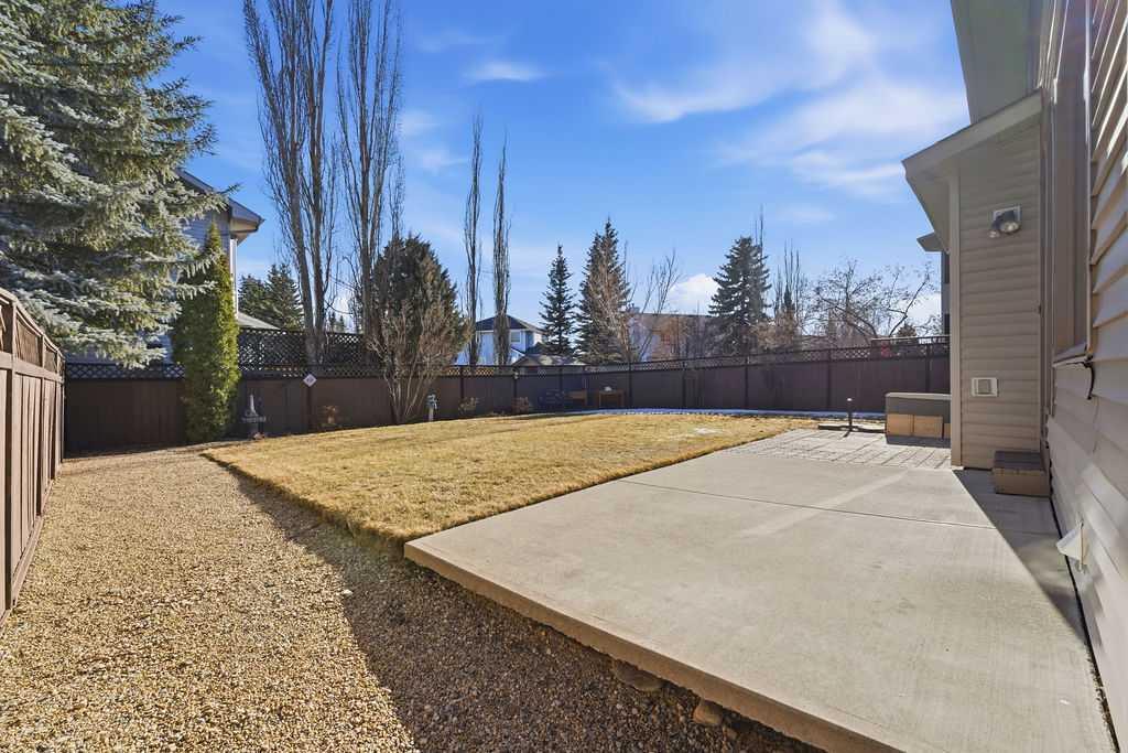 2108 Douglasbank Crescent SE