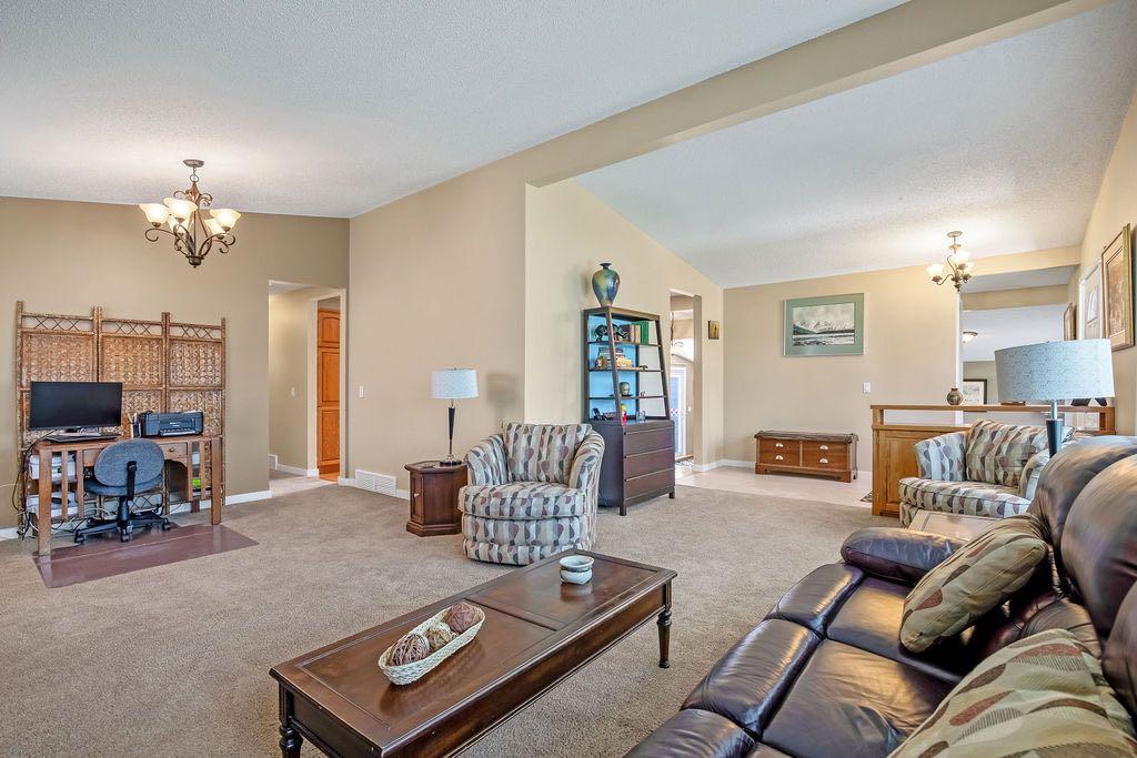 1348 Norfolk Drive NW
