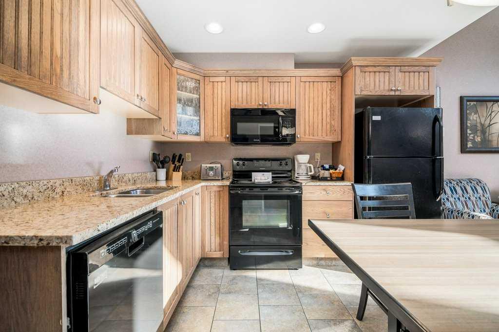 401 4 Street 604 & 605