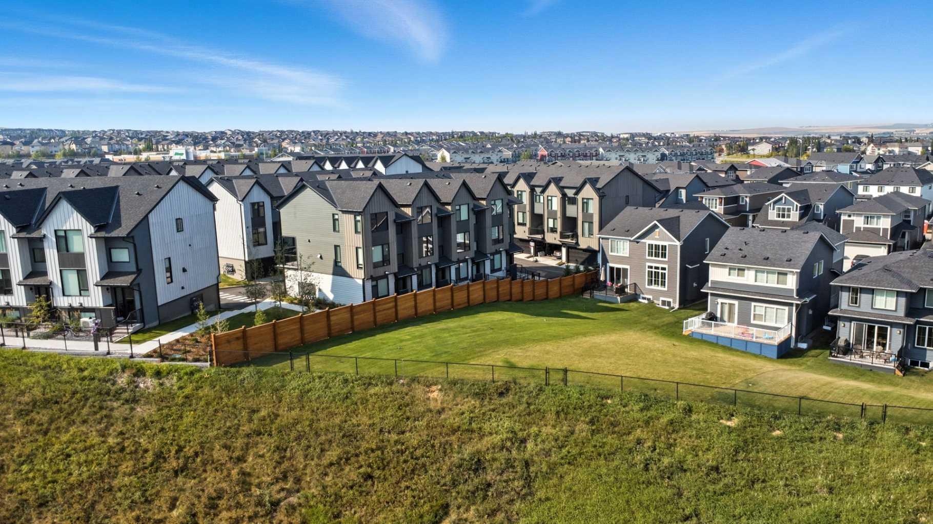 85 Sage Hill Heights NW 405