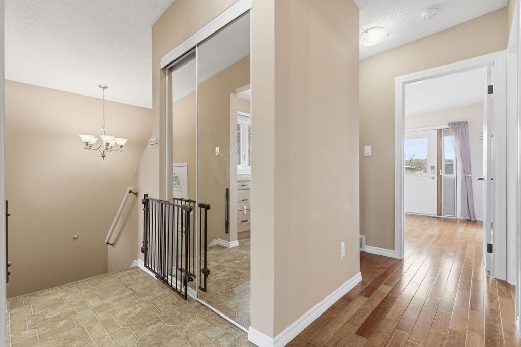 Photo of 6605 Huntridge Hill NE, Calgary, AB T2K 4A1 (MLS # A2292144)