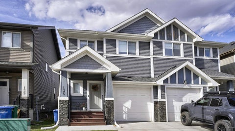 Photo of 135 Reunion Loop NW, Airdrie, AB T4B 4J6 (MLS # A2291091)