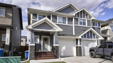 Photo of 135 Reunion Loop NW, Airdrie, AB T4B 4J6 (MLS # A2291091)