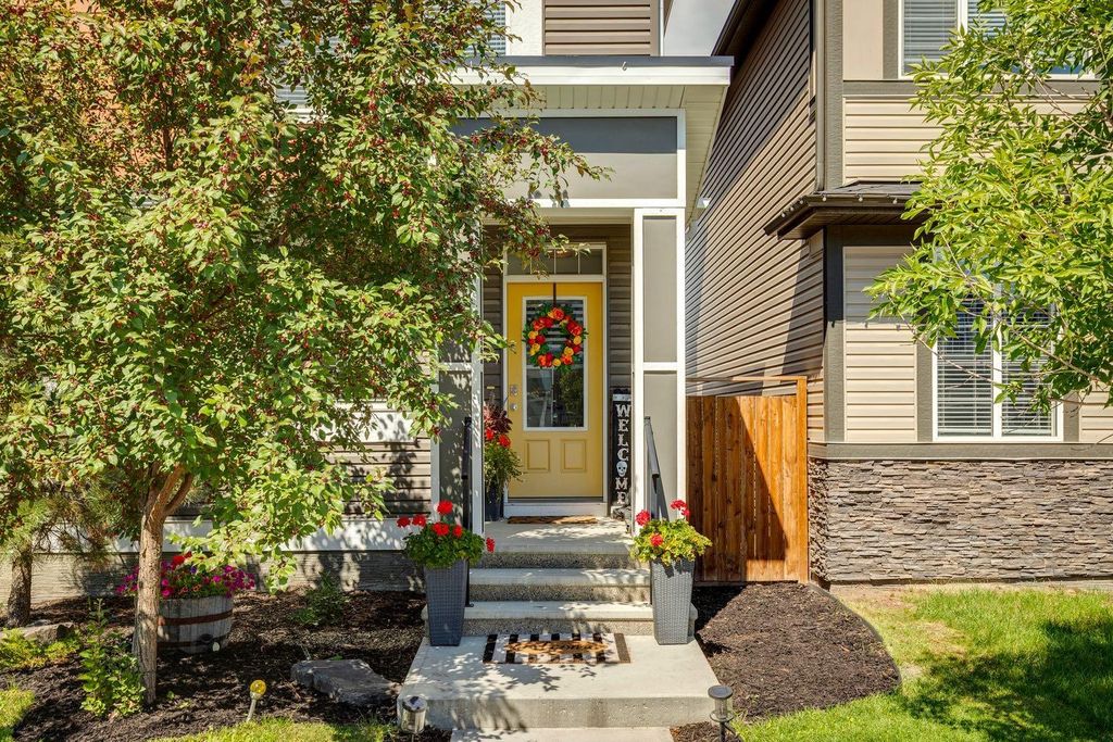 Photo of 53 Seton Manor SE, Calgary, AB T2C 2C9 (MLS # A2279384)