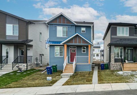 3222 Chinook Winds Drive SW Airdrie AB T4B 0R7