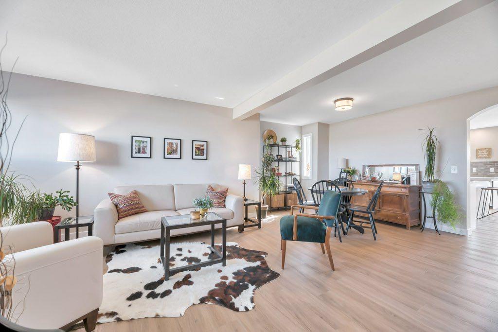 701 East Lakeview Road