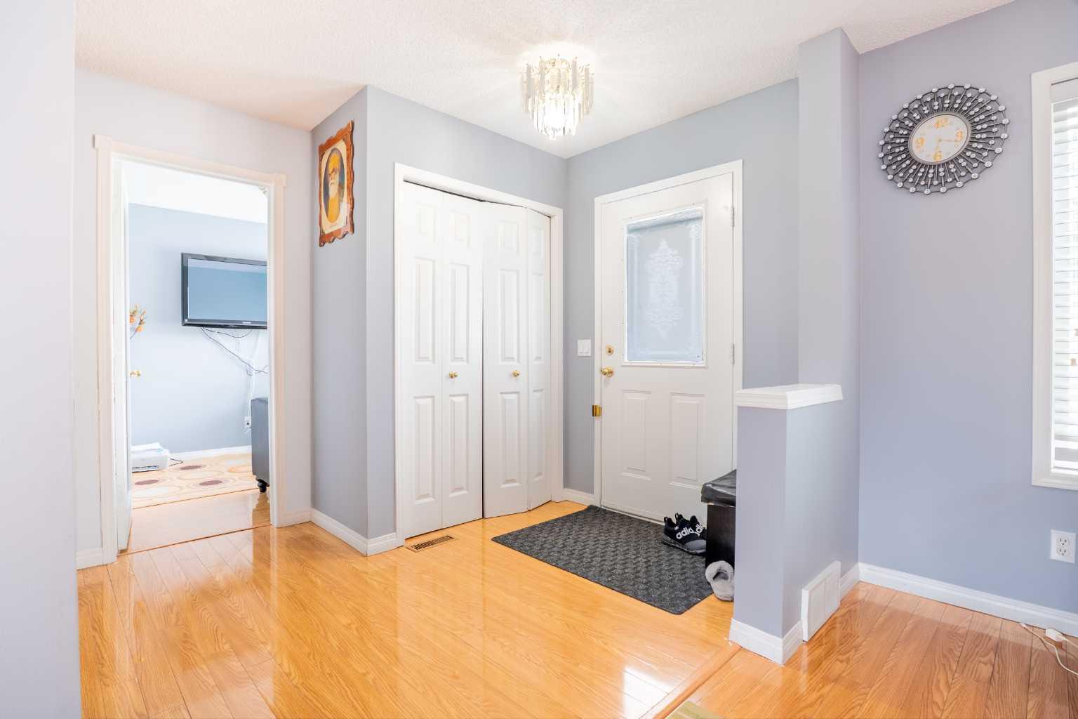 37 Martha's Haven Manor NE