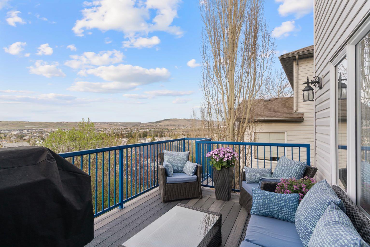 16 Bow Ridge Drive