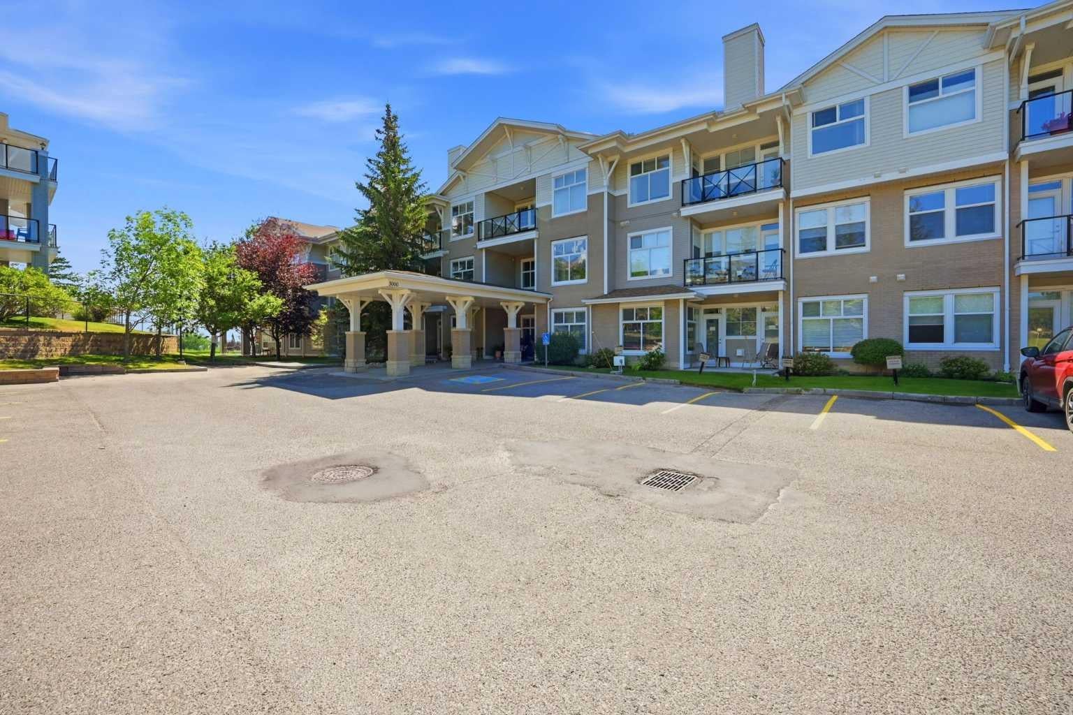 1010 Arbour Lake Road NW 3137