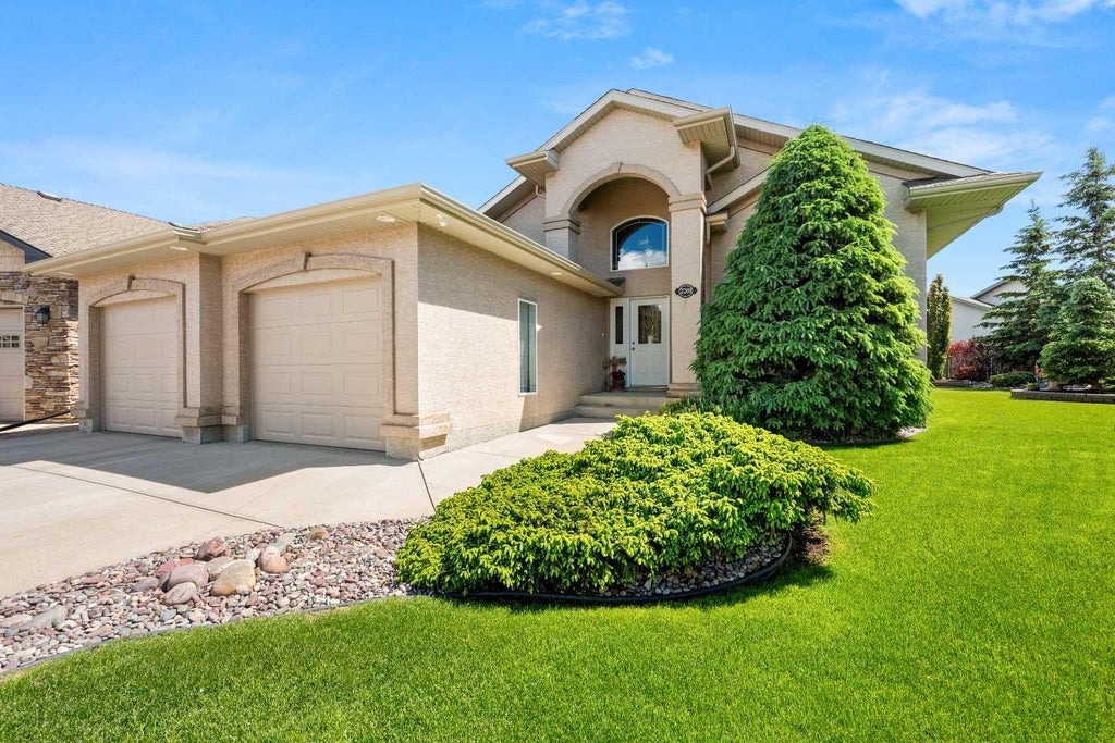 Photo of 2201 59A Avenue Close, Lloydminster, AB T9V 3J3 (MLS # A2322388)