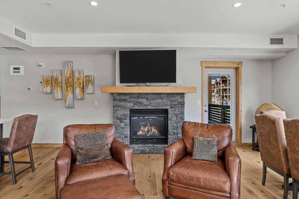 905 Spring Creek Drive 203