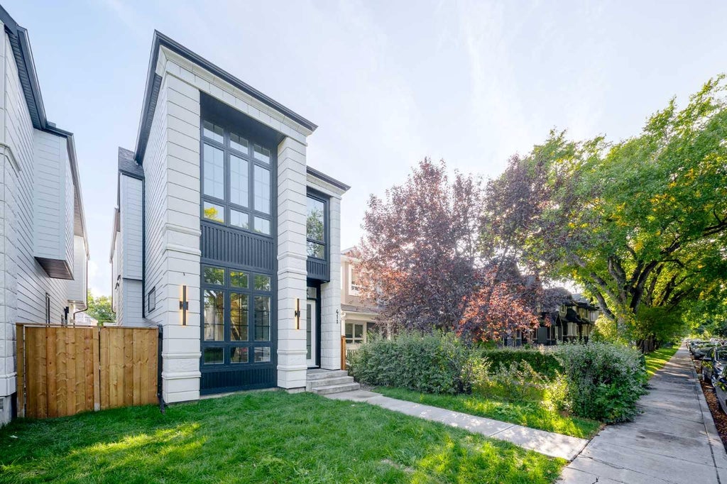 Photo of 411 28 Avenue NW, Calgary, AB T2M 2K7 (MLS # A2344683)