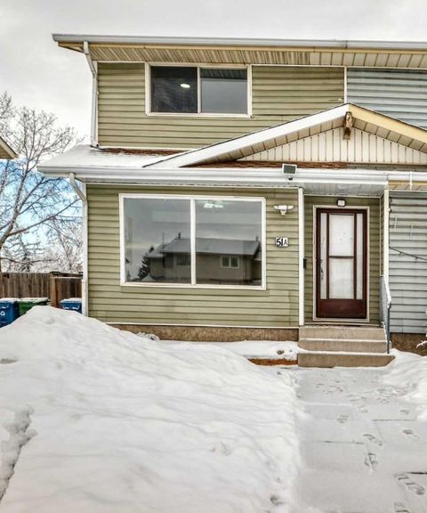 51A Fonda Green SE Calgary AB T2A 5S4