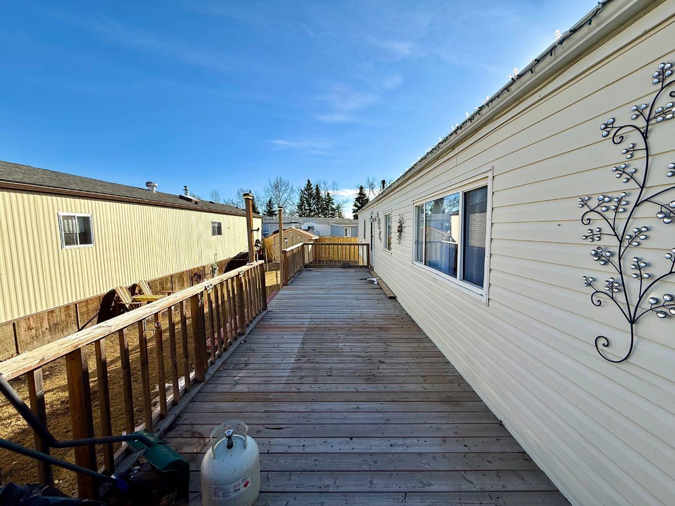 217 Homestead Close SE