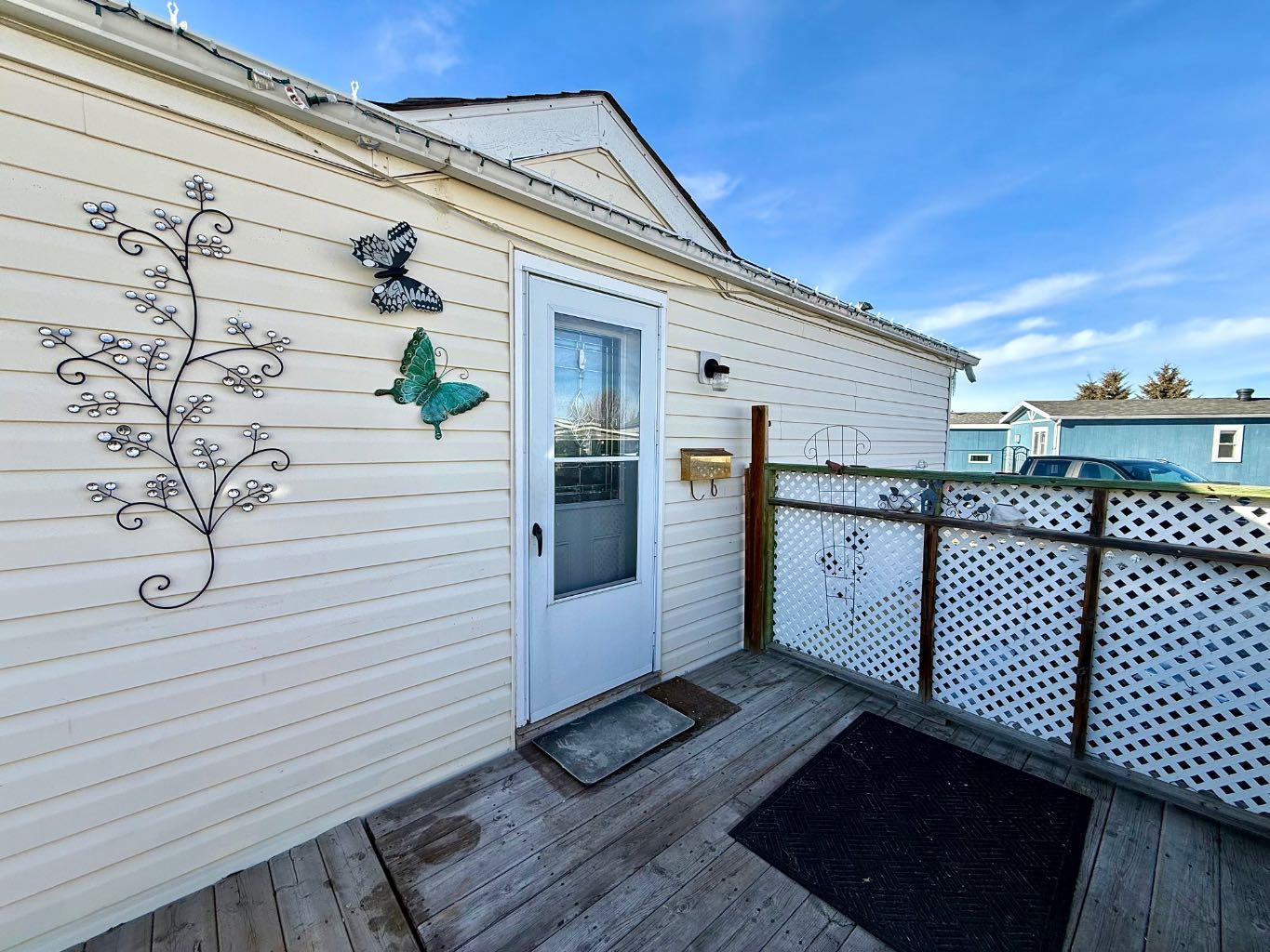 217 Homestead Close SE