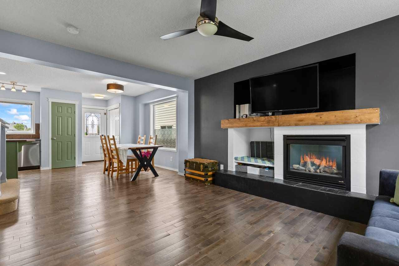 103 Copperfield Heights SE