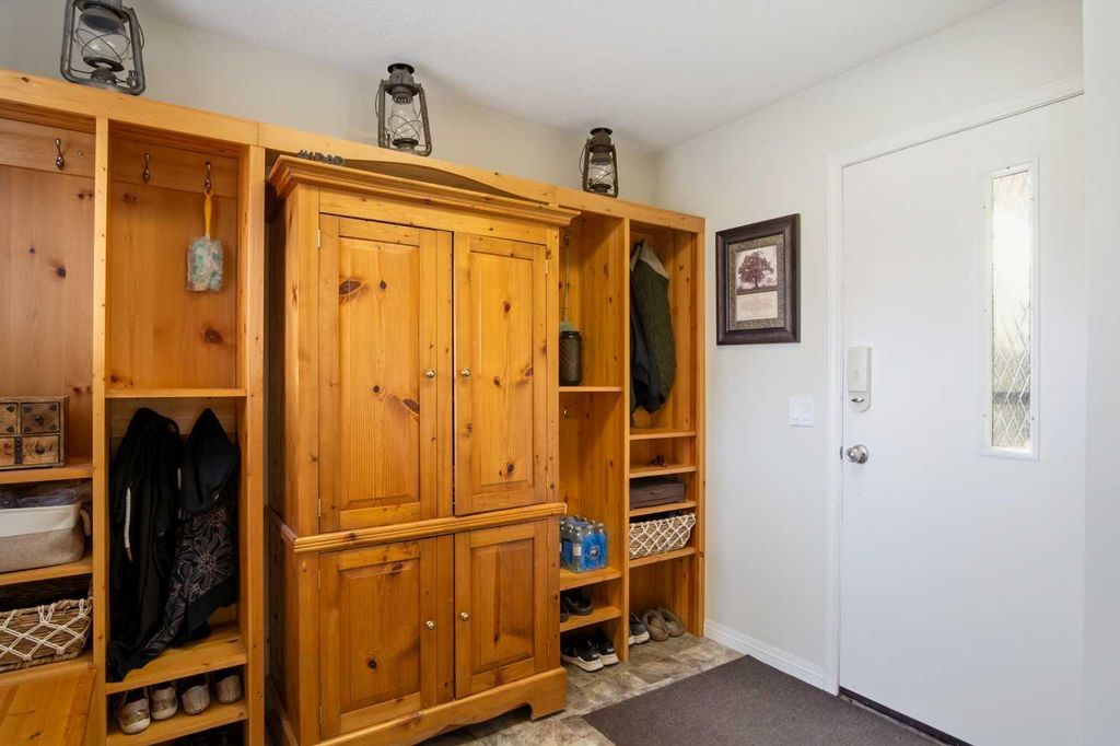 Photo of 4306 55 Avenue, Olds, AB T4H 1B5 (MLS # A2308967)