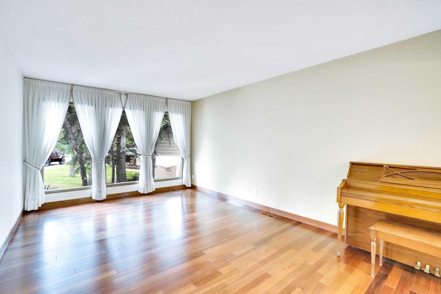 951 Ranch Estates Place NW