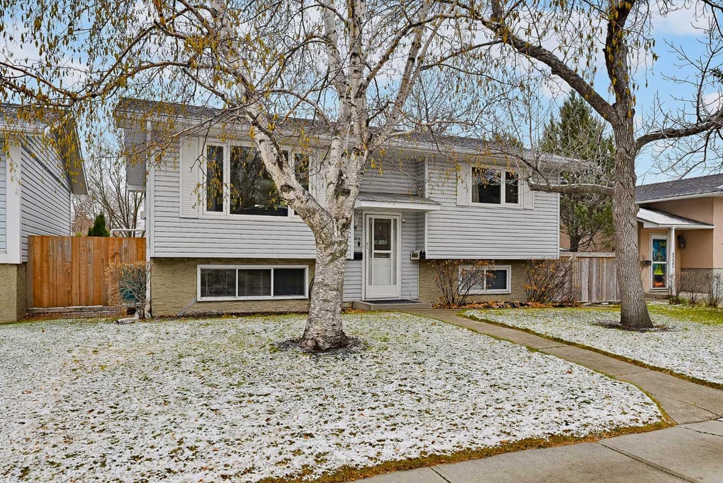 Photo of 6803 24 Avenue NE, Calgary, AB T1Y 1Z9 (MLS # A2355518)