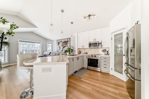 Photo of 45 Hidden Hills Way NW, Calgary, AB T3R 5T1 (MLS # A2300170)