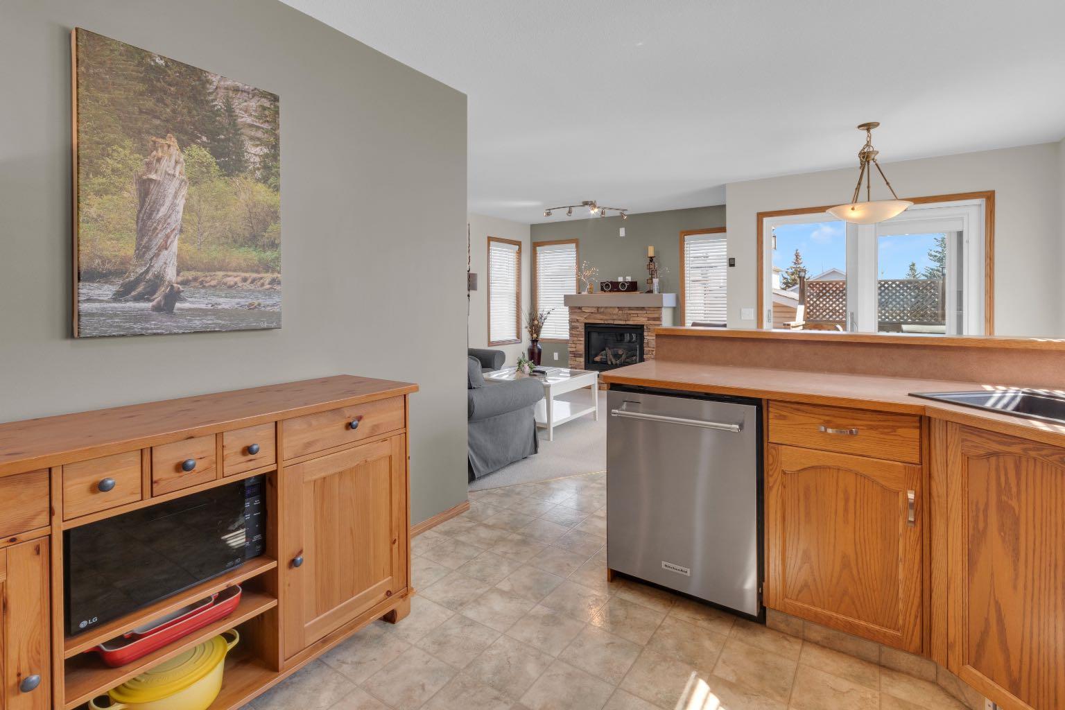 105 Everstone Way SW