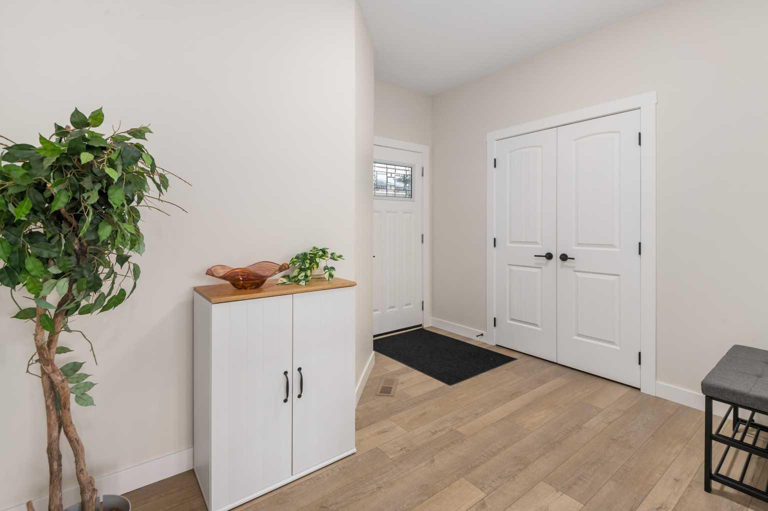 1093 Midtown Avenue SW